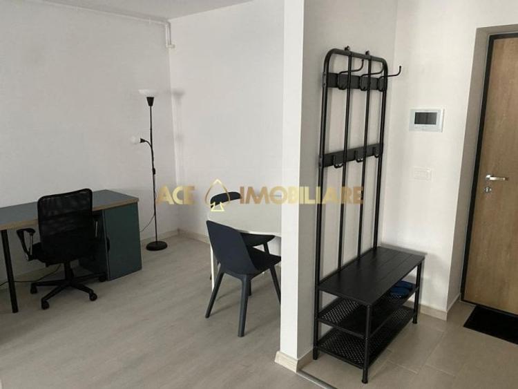 Apartament cu 2 camere decomandat, mobilat în Theodor Pallady