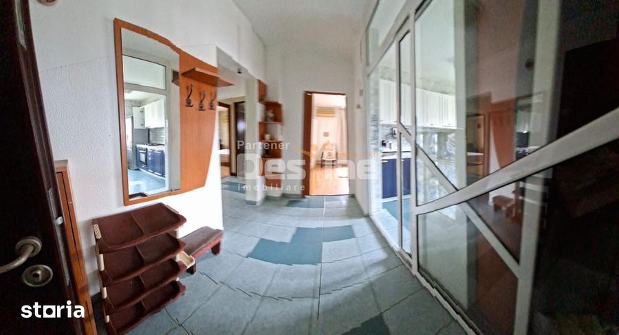 Apartament cu 3 camere decomandat în 13 Septembrie