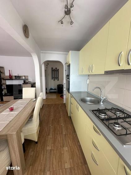 Apartament cu 3 camere în Plopilor