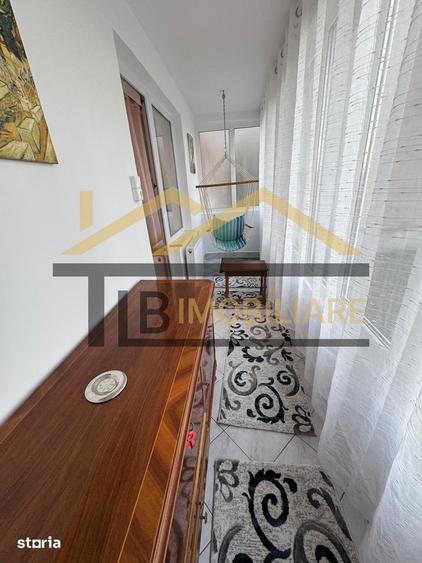 Apartament cu 2 camere decomandat în Cornișa