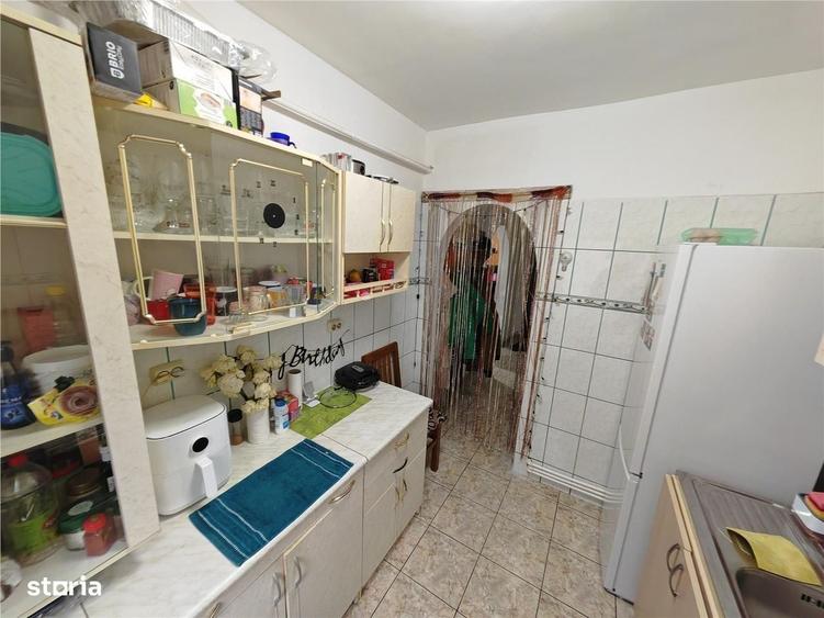 Apartament cu 2 camere decomandat în Albești