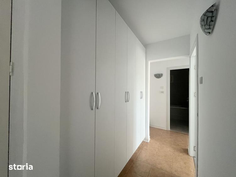 Apartament cu 3 camere decomandat, mobilat în Lipovei