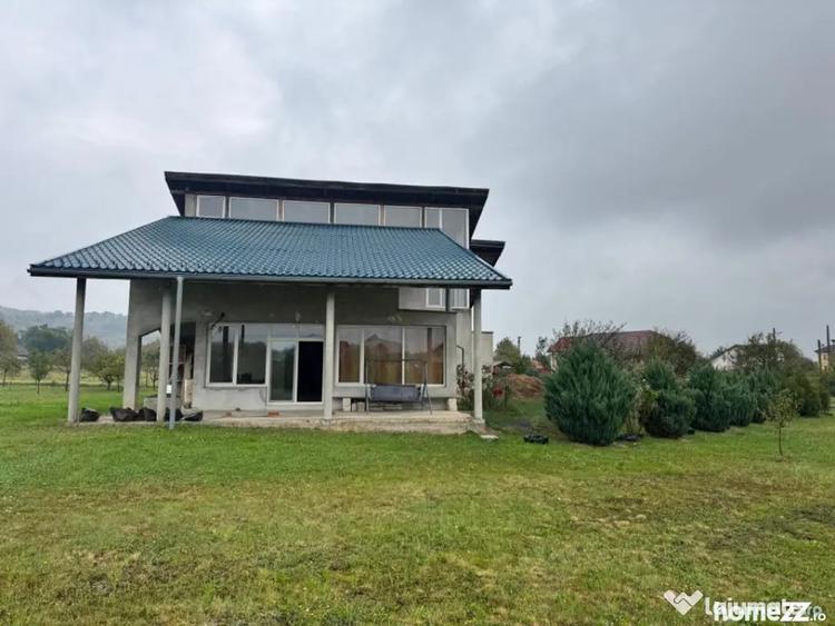 Casă cu 3 camere cu Teren 5754 Mp în Tăuții-Măgherăuș