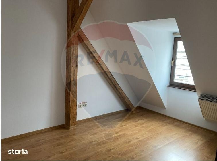 Spațiu comercial, de 160 mp, în Orașul de Jos