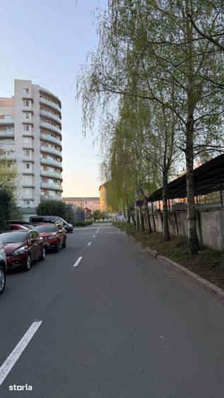Apartament cu 3 camere în Nufărul