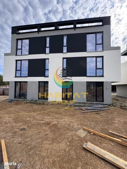 Casă cu 4 camere cu Teren 250 Mp în Titan