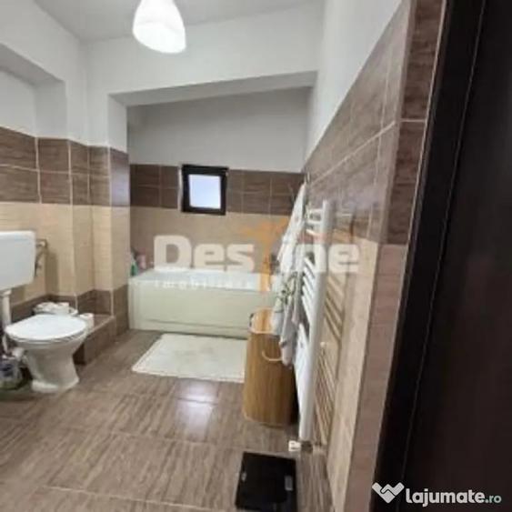 Casă cu 3 camere cu Teren 65 Mp în Central