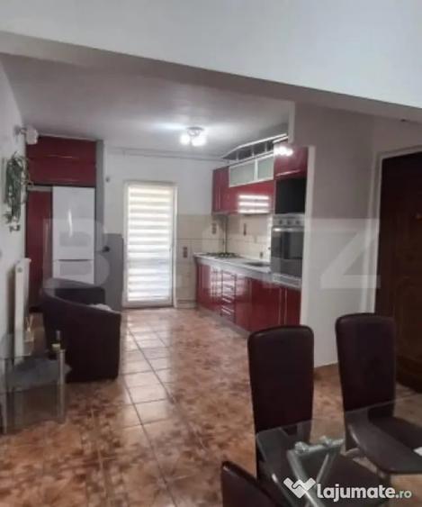 Apartament cu 3 camere decomandat în Câmpia Turzii