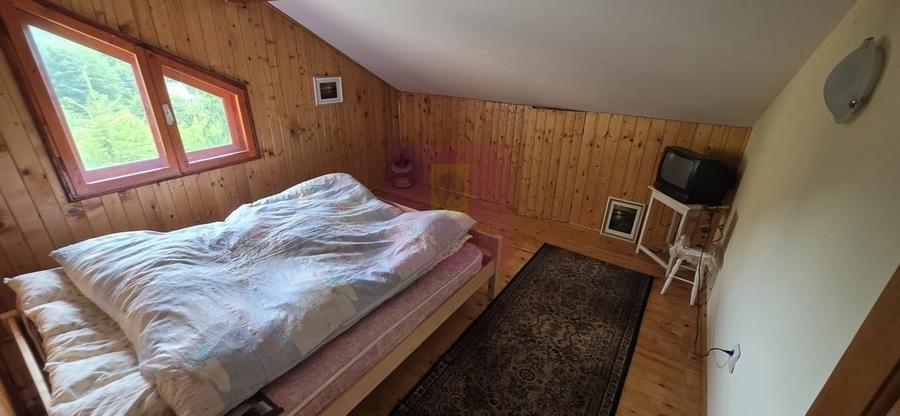 Casă cu 5 camere în Central