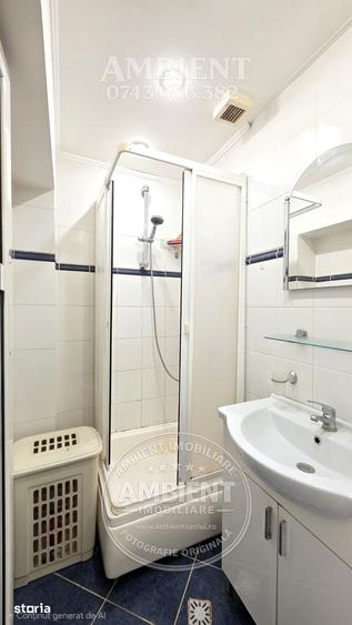 Apartament cu 4 camere decomandat în Est