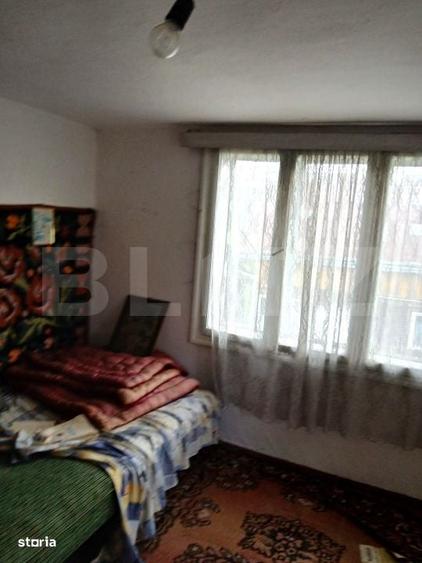 Casă cu 4 camere cu Teren 2584 Mp în Central