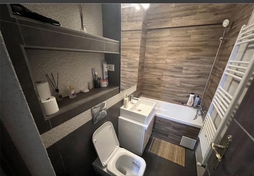 Apartament cu 2 camere decomandat în Brăilei