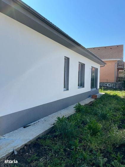 Casă cu 4 camere cu Teren 408 Mp în Oncea