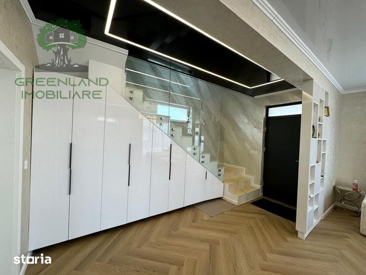 Casă cu 4 camere cu Teren 450 Mp în Bucium
