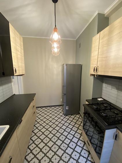 Apartament cu 2 camere decomandat în Vitan