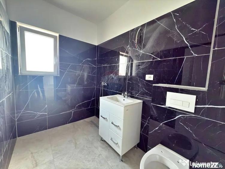 Apartament cu 3 camere semidecomandat în Grădiște