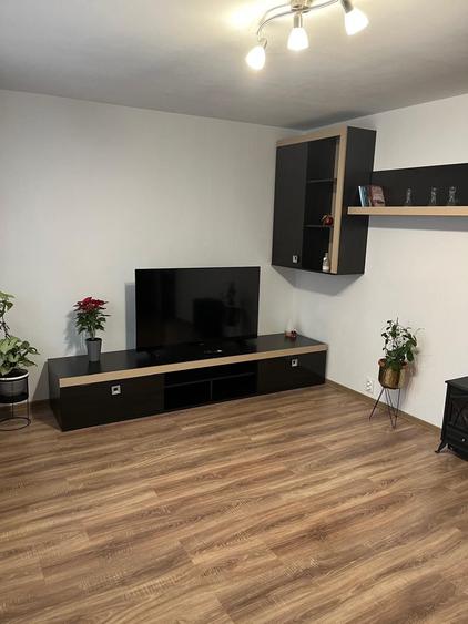 Apartament cu 2 camere decomandat în Popoveni