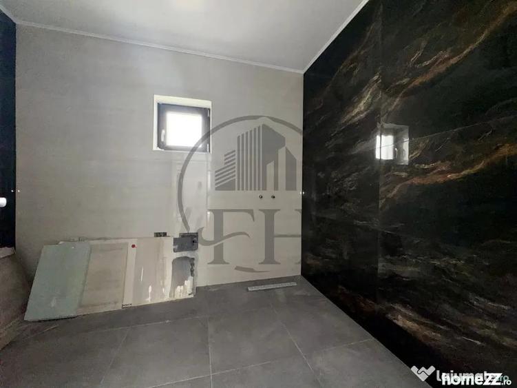 Casă cu 5 camere cu Teren 257 Mp în Valu lui Traian