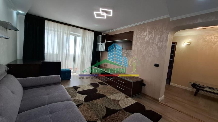 Apartament cu 3 camere decomandat, mobilat în Ultracentral