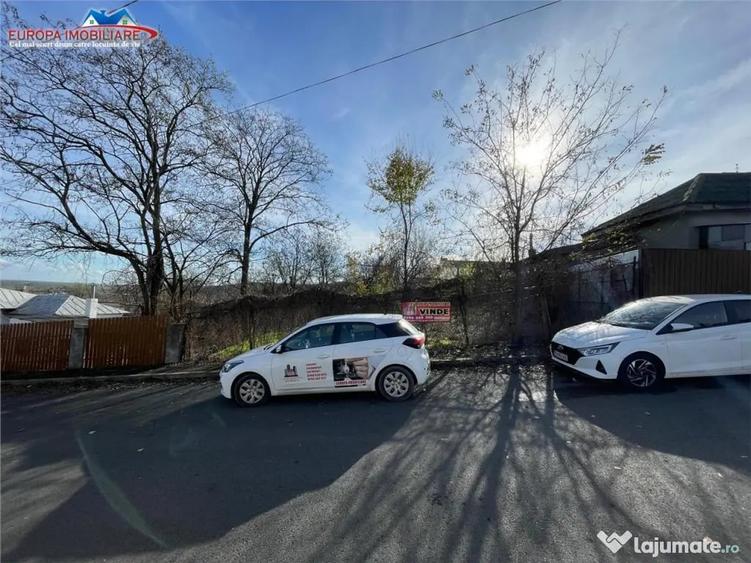 Teren de 521 mp, în Central