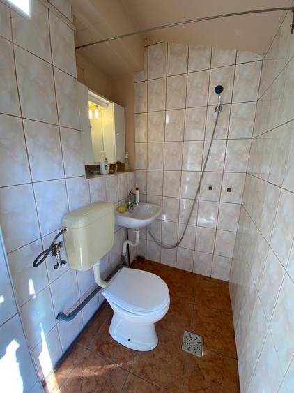 Garsonieră la casă, mobilată și utilată, str.Avram Iancu - 8