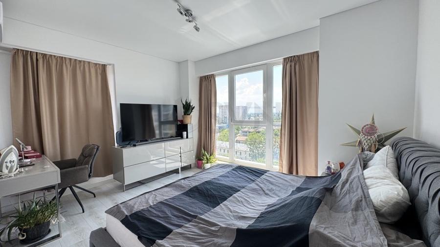 Apartament cu 4 camere semidecomandat, mobilat în Parcul Carol