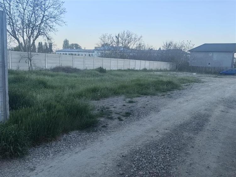 Teren Construcții intravilan de 998 mp, în Apollo