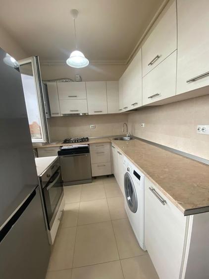 Apartament cu 2 camere semidecomandat în Bună Ziua