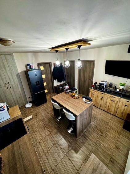 Apartament cu 2 camere decomandat în Florești