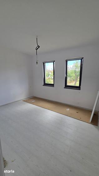 Casă cu 3 camere cu Teren 800 Mp în Viile Satu Mare