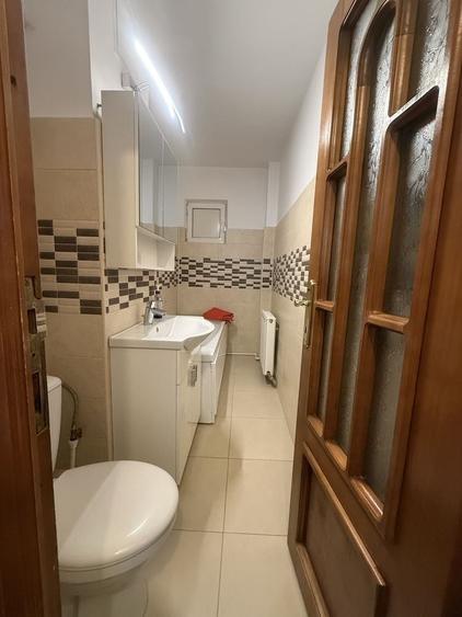 Apartament cu 3 camere decomandat în Dorobanți