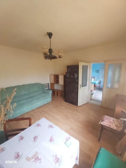 Casă cu 3 camere în Ceanu Mic