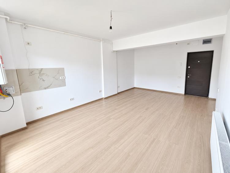 Apartament cu 2 camere semidecomandat în Sud