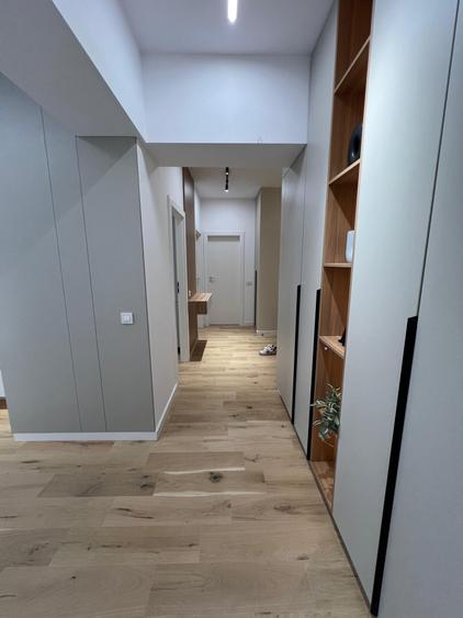 Apartament cu 2 camere semidecomandat, mobilat în Pipera