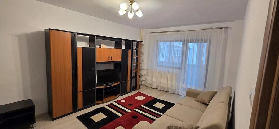 Apartament cu 3 camere decomandat, mobilat în Turda