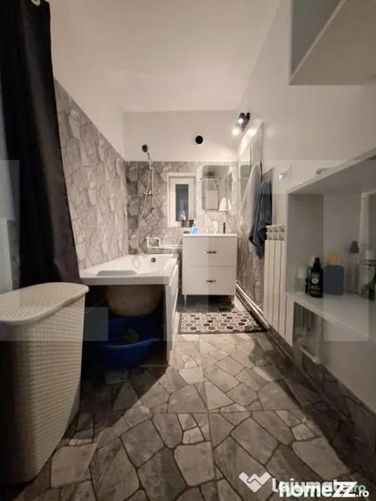Casă cu 4 camere cu Teren 668 Mp în Central