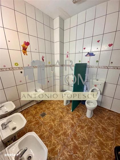 Casă cu 4 camere în Cantacuzino