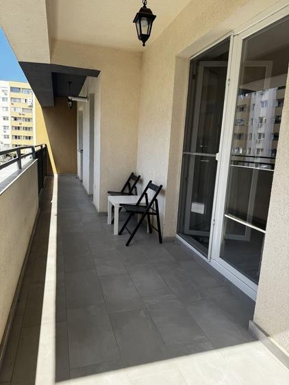 Apartament cu 2 camere decomandat în Berceni