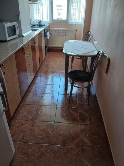 Garsonieră în Sânmartin