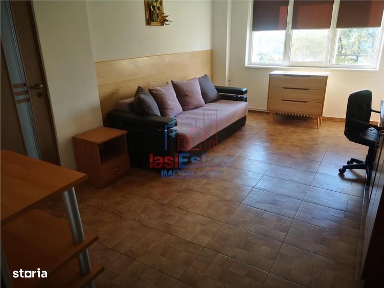 Apartament cu 2 camere decomandat în Piața Unirii