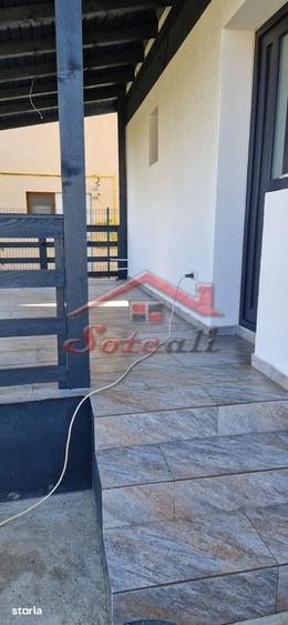 Casă cu 4 camere cu Teren 500 Mp în Cornu