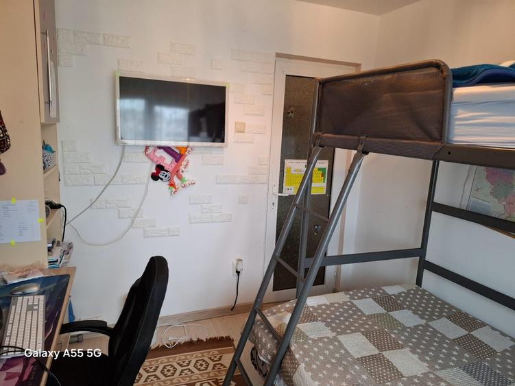 Apartament cu 2 camere semidecomandat în Viziru 1