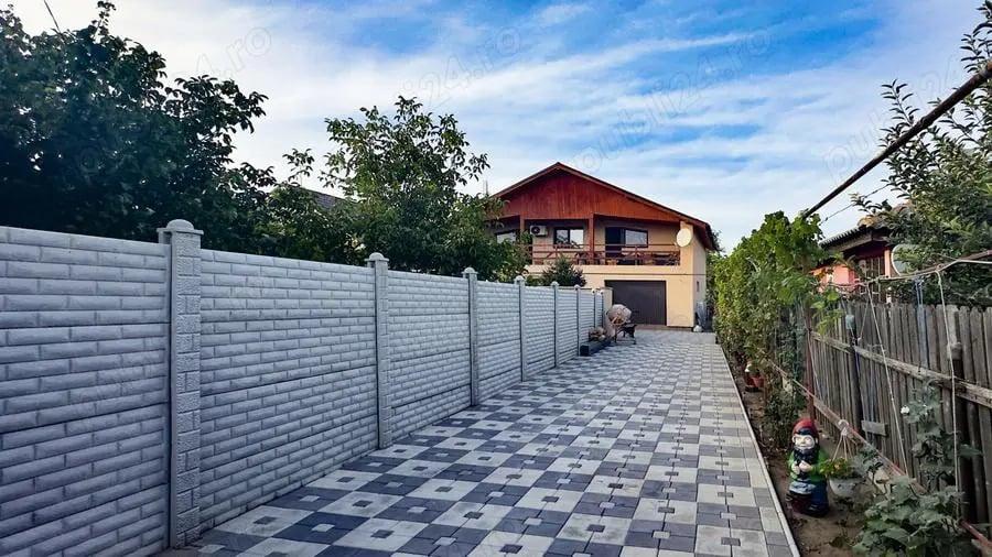 Casă cu 5 camere cu Teren 365 Mp în Valu lui Traian