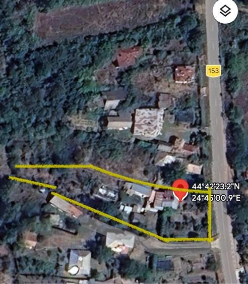 Casă cu Teren 2470 Mp în Mârțești