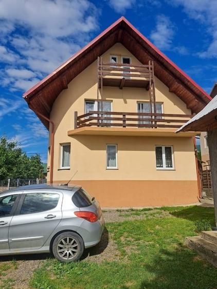 Casă individuală cu 5 camere cu Teren 680 Mp în Burdujeni