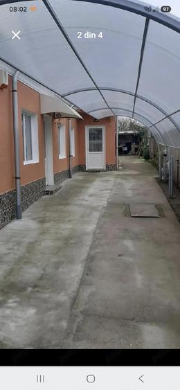 Casă cu Teren 400 Mp în Central