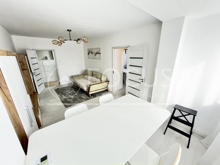 Apartament cu 3 camere semidecomandat, mobilat în Dorobanți