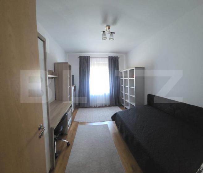 Apartament cu 3 camere decomandat în Central