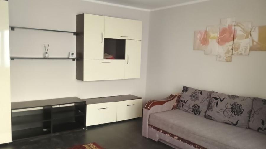 Apartament cu 2 camere decomandat în George Enescu