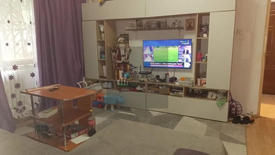 Apartament cu 2 camere semidecomandat în Brâncoveanu